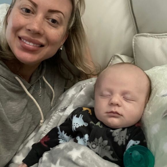 Meet your Posher, Jenny - Picture 5 of 5